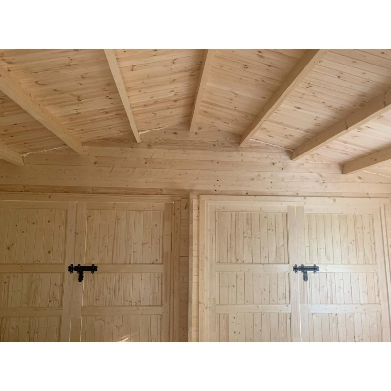 Garage di legno DOPPIO 6x6 44mm, realizzazione interno portoni