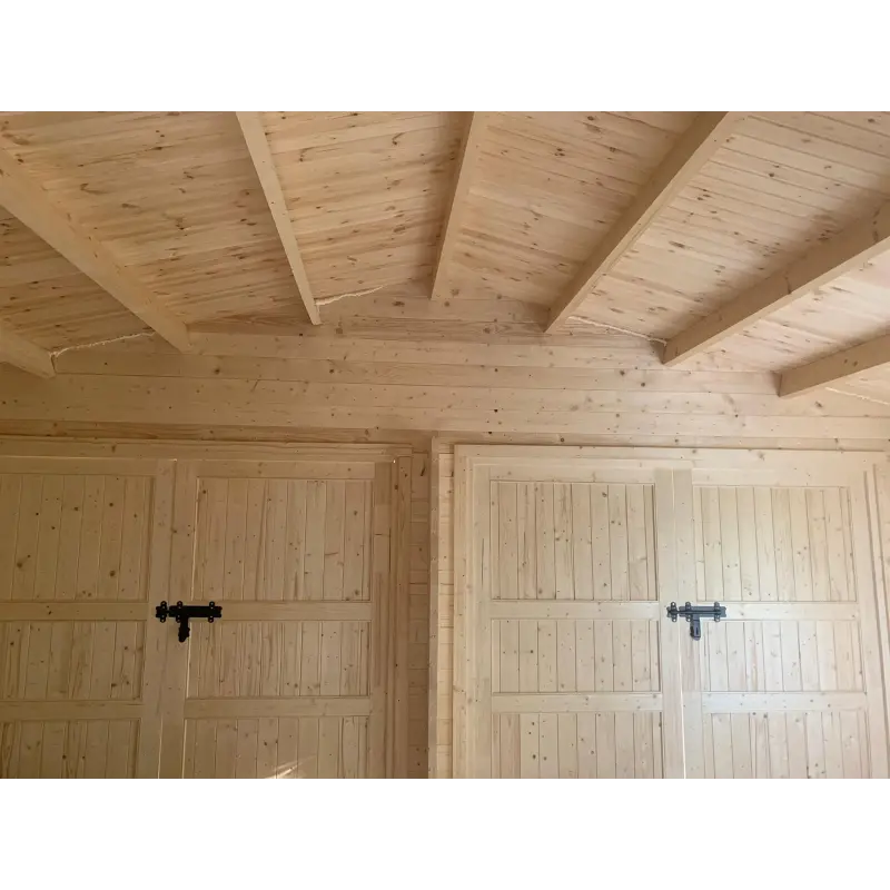 Garage di legno DOPPIO 6x6 44mm, realizzazione interno portoni