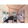 Casa in legno con patio GIANNA 6.5x5.4 44mm, interno cucina