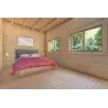 Casa in legno coibentata con patio MILENA 9x6.5 44/100/44 mm, interno camera matrimoniale