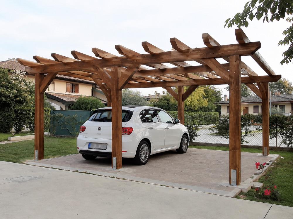 Pompeiana in legno per auto: permessi, costi e distanze 