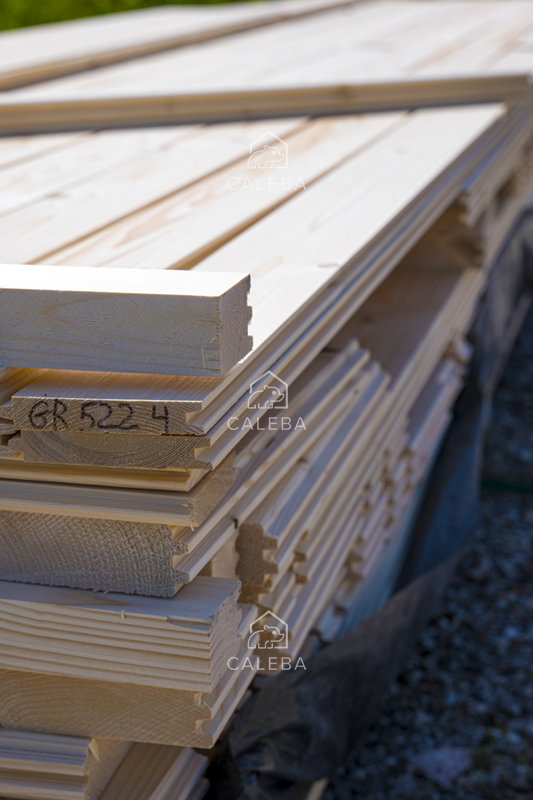 casa prefabbricata in legno_bancali travi in legno